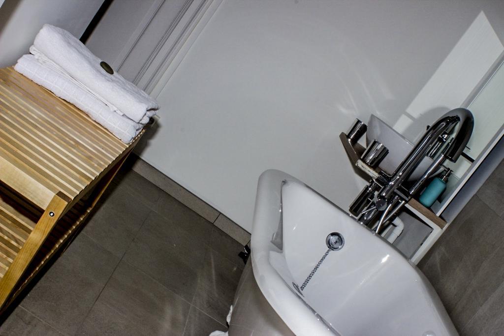 Chambre D'Hotes Avec Cuisine Commune - 5 Mns De Narbonne Cuxac-dʼAude Zewnętrze zdjęcie